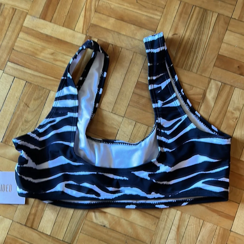 MISSGUIDED scoop neck bikini top in zebra print size 10 - Picture 8 of 8